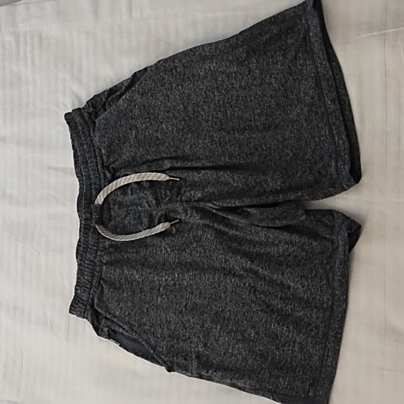 Vuori Mens Ponto Short - Picture 4 of 9